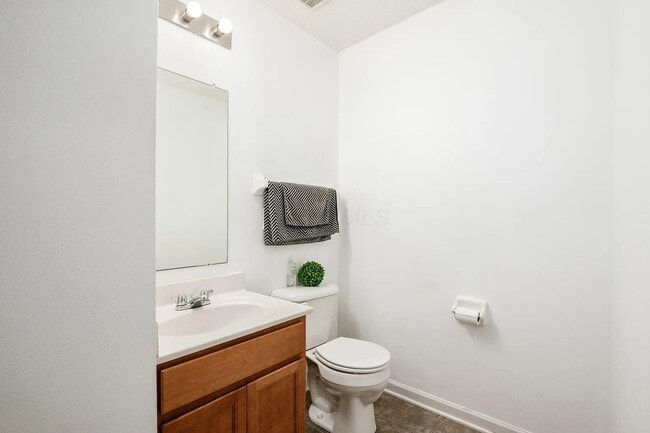 Photo - 1420 Bellow Falls Pl