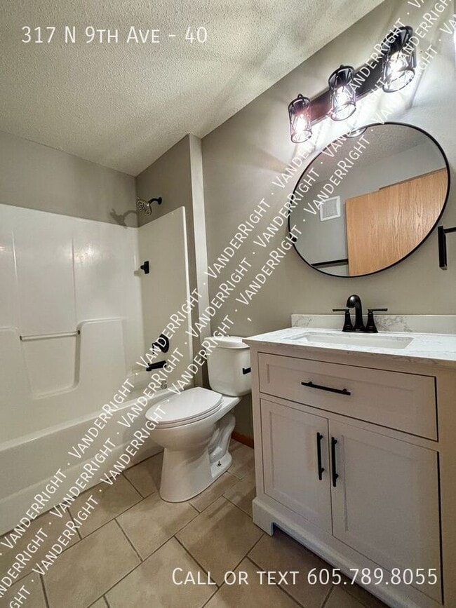 Building Photo - 317 9th Ave Unit 40 Rental