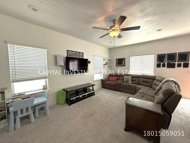 Photo - 4710 Breezy Patch Rd