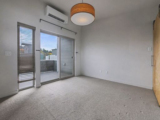 Photo - South Seattle 1 Bedroom + Office Townhouse...