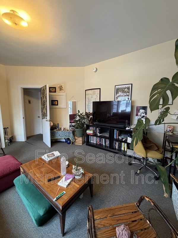 Photo - 10 Lafayette Pl