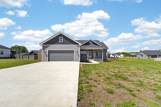 Photo - 147 Greenbriar Ln