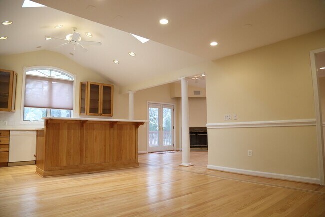 Photo - 11417 Beechgrove Ln