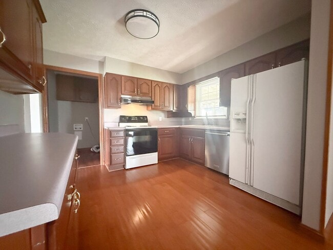 Photo - Spacious 3-Bedroom Home with Huge Yard, Covered Porches & Storage Building