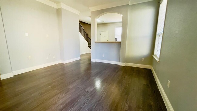 Photo - 14408 Charles Dickens Dr