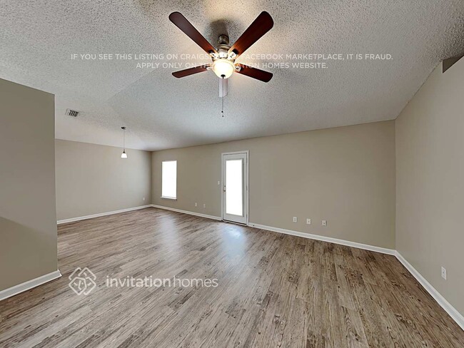 4549 Cobblefield Cir E