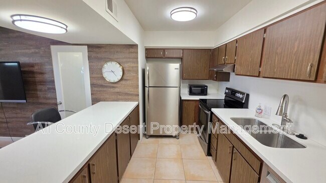 Photo - 2504 N Whitewater Club Dr Unit C