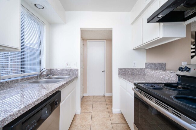 2601 Actis St Unidad C