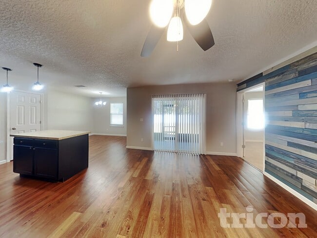Photo - 77094 Crosscut Wy