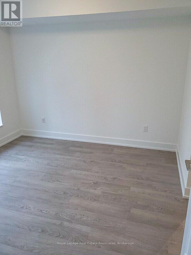 Photo - 5 Mabelle Ave Unit 533