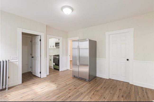 Photo - 9 Woodbine St