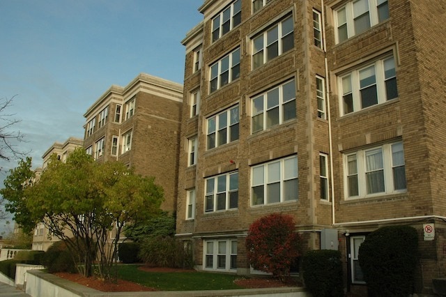 Building Photo - 1630 Commonwealth Ave Unit 12A Rental