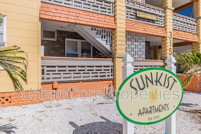 Photo - Sunkist Apartments