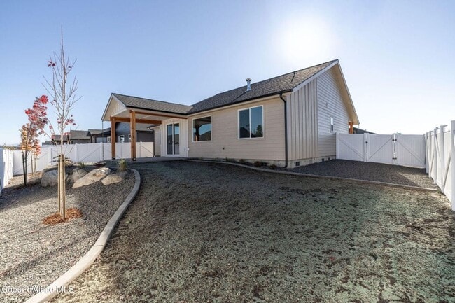 Photo - New Home in Thayer Farms North!