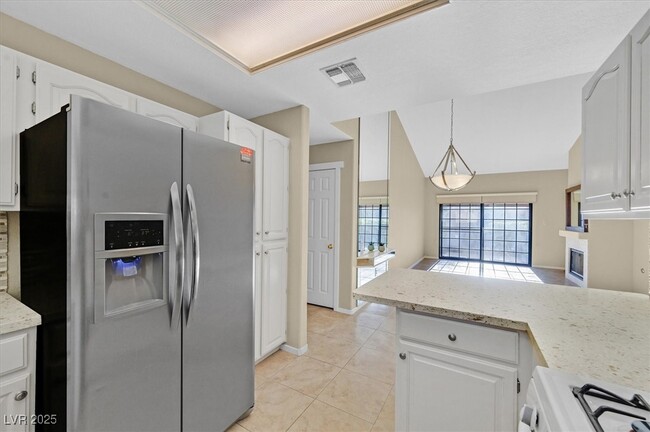 Building Photo - 2851 S Valley View Blvd Rental