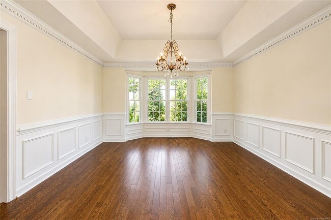 Photo - 3948 Penzance Pl