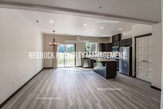Photo - 1578 Latitude Ln