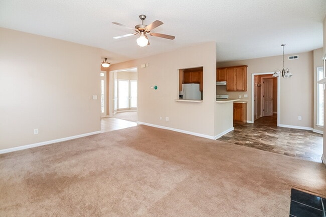 Photo - 319 Freeman Forest Dr