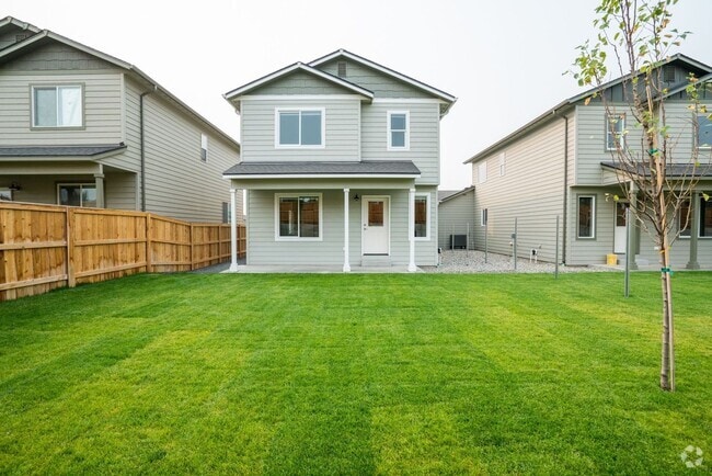 Building Photo - Fantastic brand new home with 2-car garage!