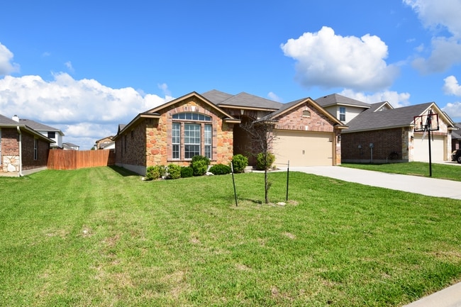 Building Photo - 1004 Starlight Dr