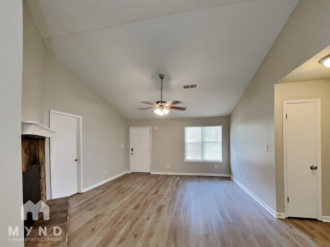 Photo - 1149 Bonita Way