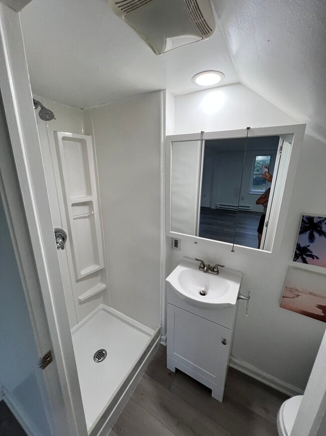Photo - 162 Lincoln St Unit 2