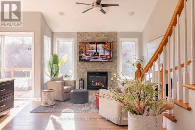 Photo - 87 Wolff Crescent