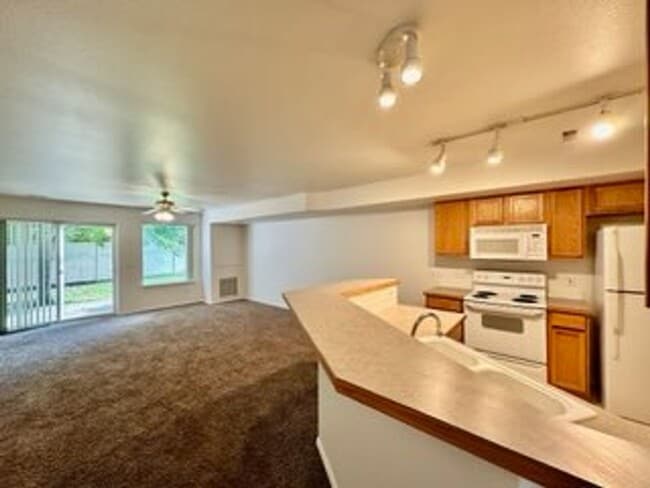 Photo - 382-388 E Leadora Ln Unit 388