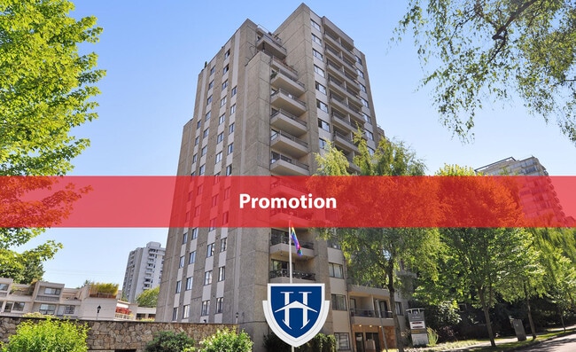 Building Photo - The Marquis