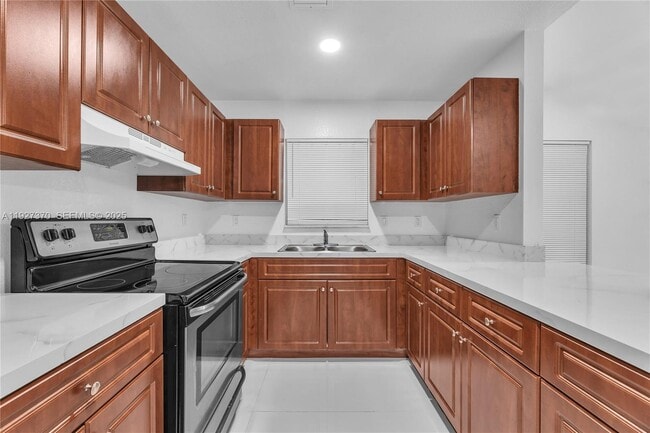 Photo - 1541 NW 1st Ct