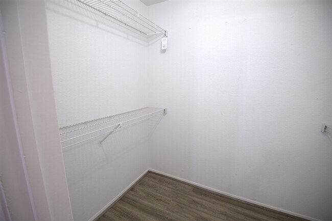 Photo - 4444 Victory Dr Unit 1208