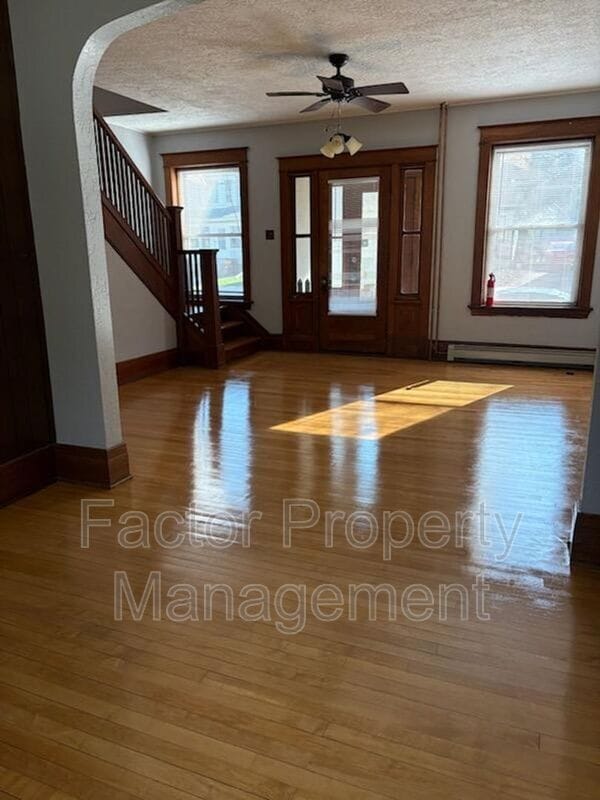 Photo - 122 Parsons St