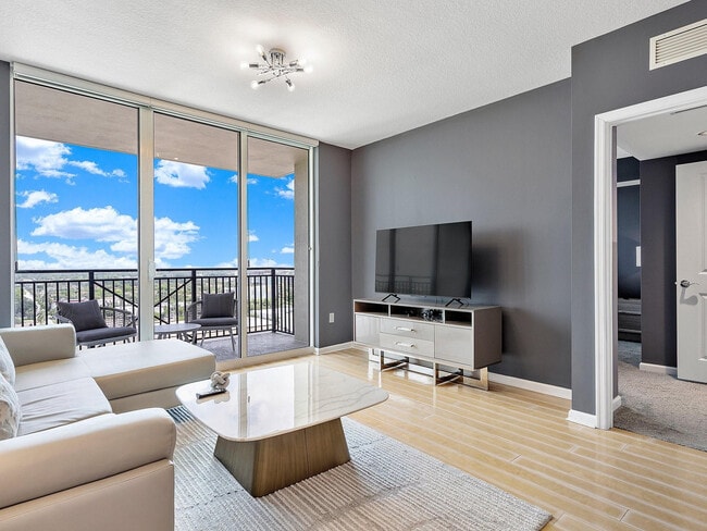 Photo - 610 W Las Olas Blvd Unit 1814n