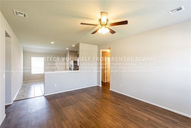 Photo - 400 W Fitchberg St