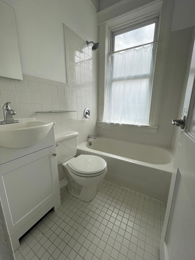 488 JFK Blvd 1 - 489 Kennedy Blvd Unit 1