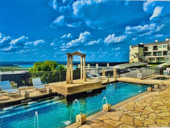 Photo - 2918 Ranch to Market Rd 620 Unidad Y194