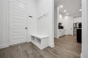 Photo - 210 W Netleaf Ct