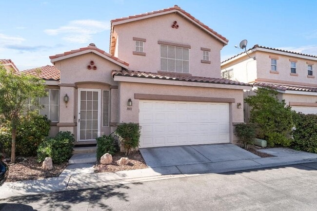 Building Photo - Silverado Ranch: Bright, Open Concept 3/2/2 Home with Downstairs Bedroom & Full Bath, Community Pool