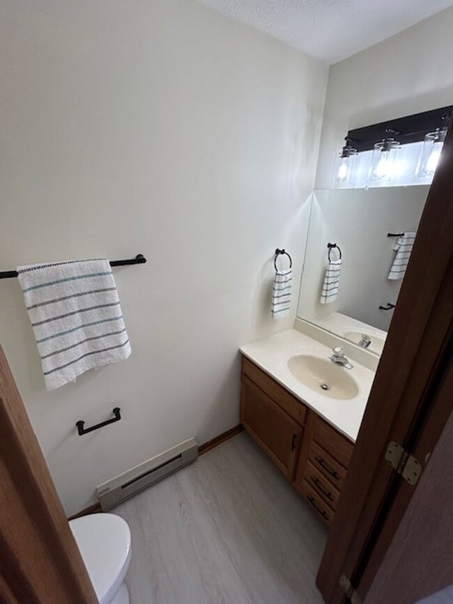Photo - 2-Bedroom Townhome in Troy, OH - Available Now! Unit 665-B Mumford