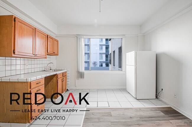 Photo - 630 S Kenmore Ave Unit 311