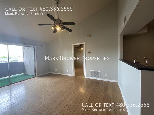 Photo - 623 W Guadalupe Rd