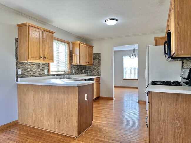 Photo - 7143 Polo Pl