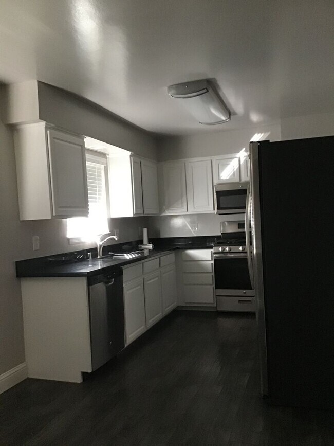 Photo - Beautiful 3 bedroom rental