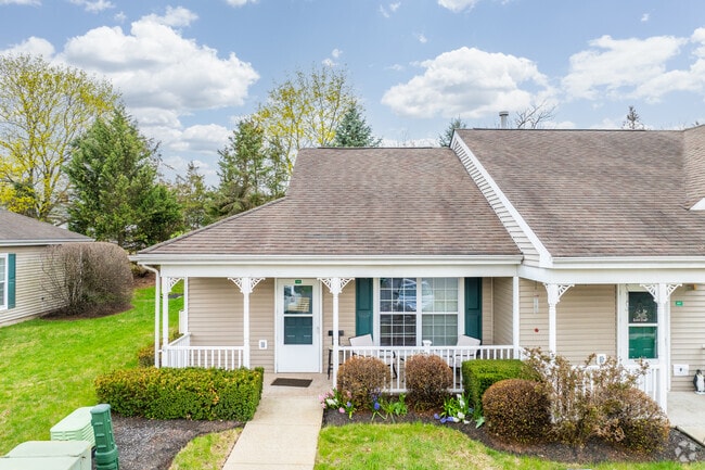 Photo - The Villas at Red Hill