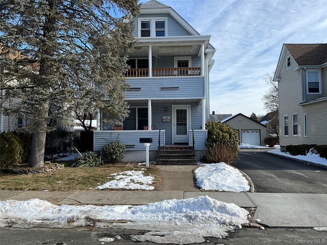 Photo - 32 Prairie Ave