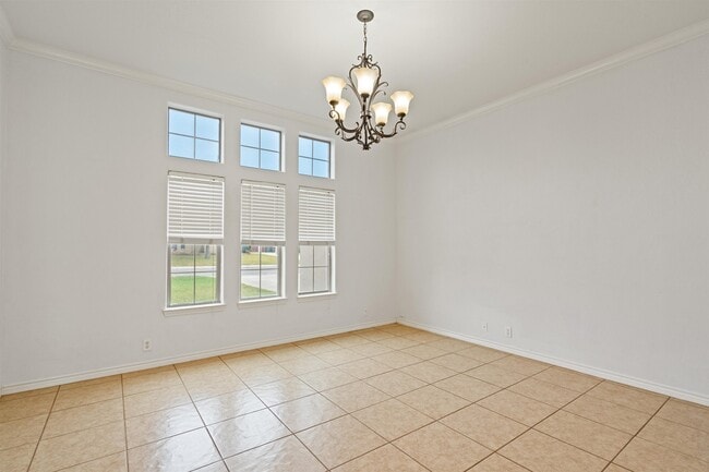 Photo - 221 Running Bear Trail