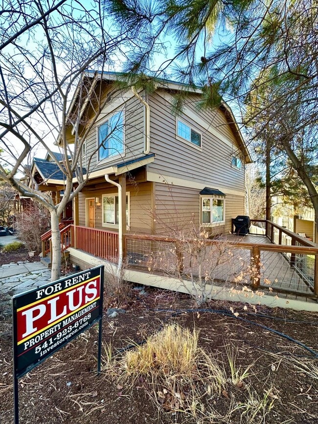 Photo - 1889 NW Monterey Pines Dr