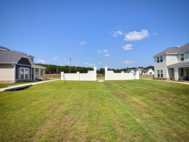 123 Everly Cir