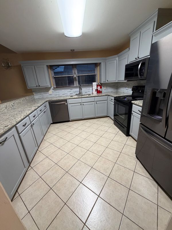 Photo - 14443 Bywood Ave