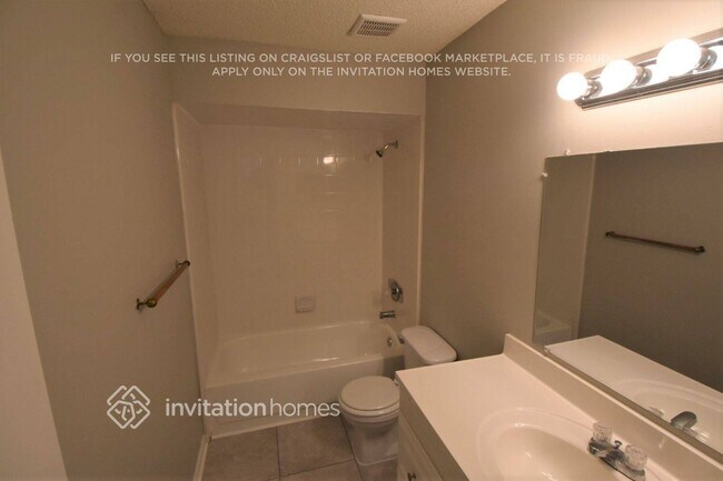 Photo - 8404 Boysenberry Ln W